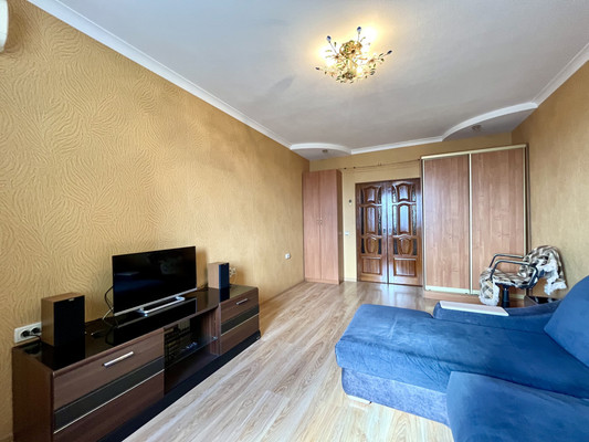 Продам однокомнатную (1-комн.) квартиру, Еременко ул, 58к11, Ростов-на-Дону г