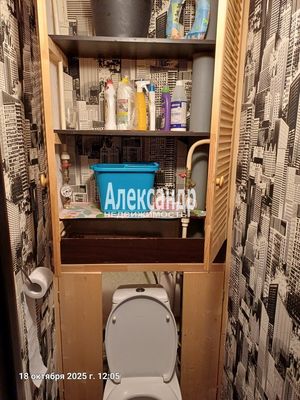 Продам трехкомнатную (3-комн.) квартиру, Спирина ул, 7к1, Красное Село г