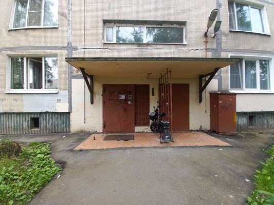 Продам комнату в 3-комн. квартире, Ярослава Гашека ул, 4Ак1, Санкт-Петербург г