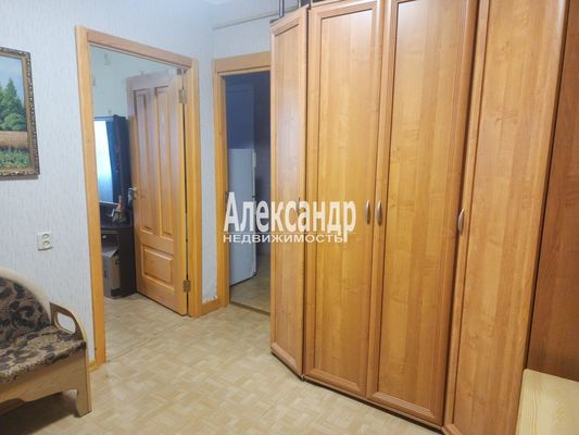 Продам двухкомнатную (2-комн.) квартиру, Чапаева ул, 23, Приозерск г