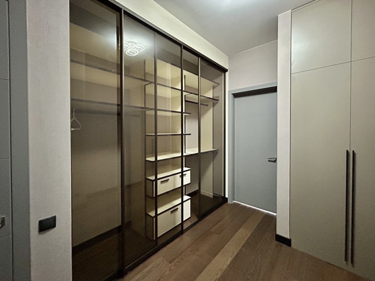 Продам трехкомнатную (3-комн.) квартиру, Ленинградское ш, 69к2, Москва г