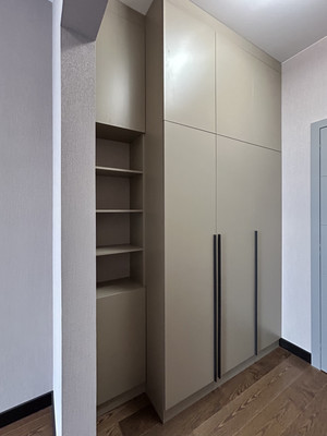 Продам трехкомнатную (3-комн.) квартиру, Ленинградское ш, 69к2, Москва г
