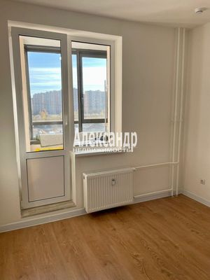 Продам однокомнатную (1-комн.) квартиру, Авиаторов Балтики пр-кт, 25, Мурино п
