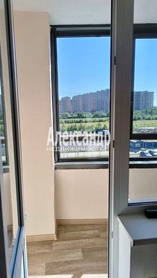Продам однокомнатную (1-комн.) квартиру, Авиаторов Балтики пр-кт, 25, Мурино п