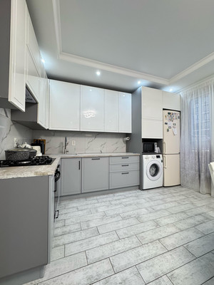 Продам трехкомнатную (3-комн.) квартиру, Тлостанова ул, 32, Нальчик г