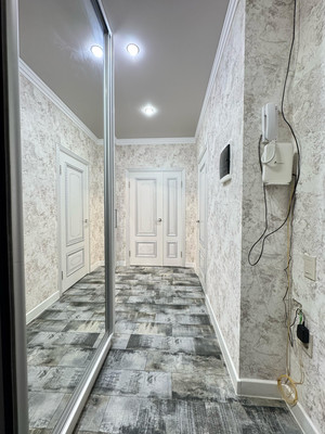 Продам трехкомнатную (3-комн.) квартиру, Тлостанова ул, 32, Нальчик г