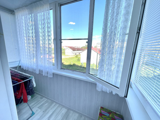 Продам трехкомнатную (3-комн.) квартиру, Комсомольская ул, 36, Медведево пгт