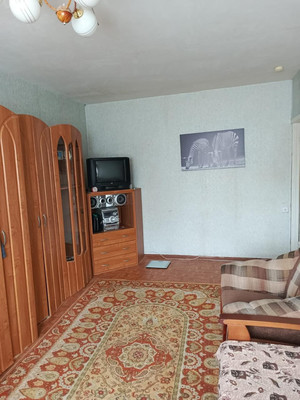 Продам трехкомнатную (3-комн.) квартиру, Тургенева ул, 304, Армавир г
