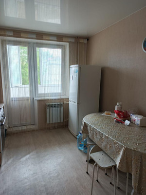 Продам трехкомнатную (3-комн.) квартиру, Тургенева ул, 304, Армавир г