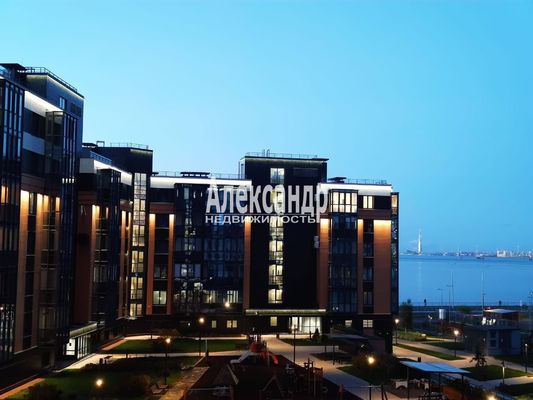 Продам двухкомнатную (2-комн.) квартиру, Патриотов пр-кт, 35, Санкт-Петербург г