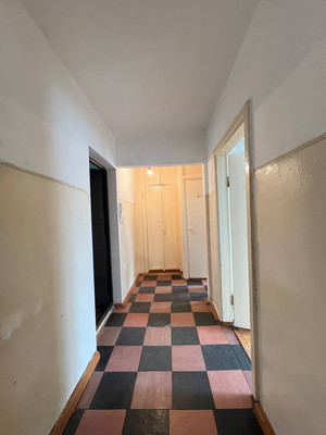 Продам двухкомнатную (2-комн.) квартиру, Ингушская ул, 1, Нальчик г