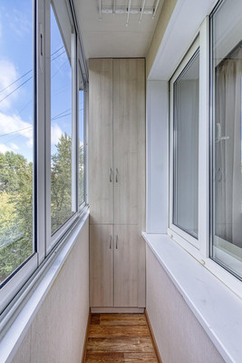 Продам трехкомнатную (3-комн.) квартиру, Нахимовский пр-кт, 38, Москва г