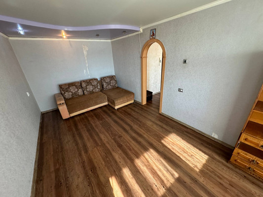Продам двухкомнатную (2-комн.) квартиру, Ленина пр-кт, 83, Комсомольск-на-Амуре г