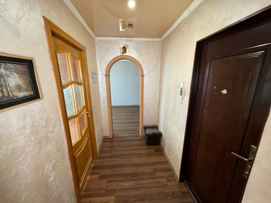 Продам двухкомнатную (2-комн.) квартиру, Ленина пр-кт, 83, Комсомольск-на-Амуре г