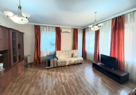 Продам двухкомнатную (2-комн.) квартиру, Бытха (Хостинский р-н) ул, 2/5, Сочи г