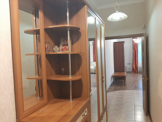 Продам двухкомнатную (2-комн.) квартиру, Бытха (Хостинский р-н) ул, 2/5, Сочи г
