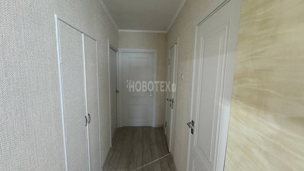 Продам трехкомнатную (3-комн.) квартиру, 76-й кв-л, 32, Курганинск г