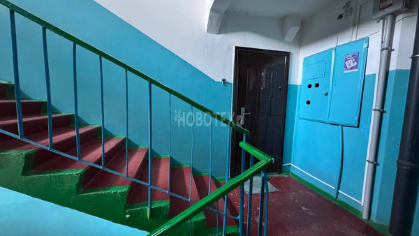 Продам трехкомнатную (3-комн.) квартиру, 76-й кв-л, 32, Курганинск г