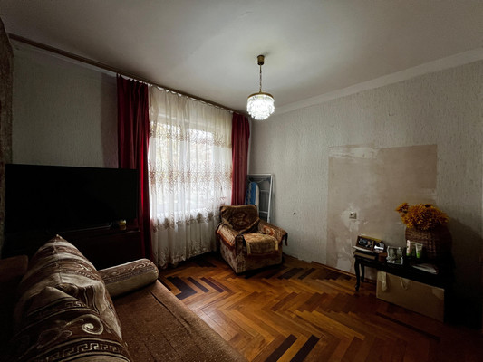 Продам двухкомнатную (2-комн.) квартиру, Щаденко ул, 25, Нальчик г