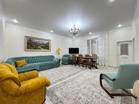 Продам трехкомнатную (3-комн.) квартиру, Туриста ул, 80, Нальчик г