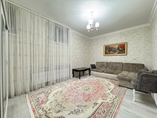 Продам трехкомнатную (3-комн.) квартиру, Туриста ул, 80, Нальчик г