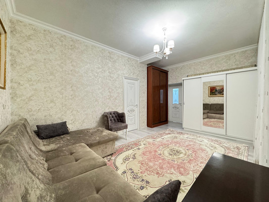 Продам трехкомнатную (3-комн.) квартиру, Туриста ул, 80, Нальчик г