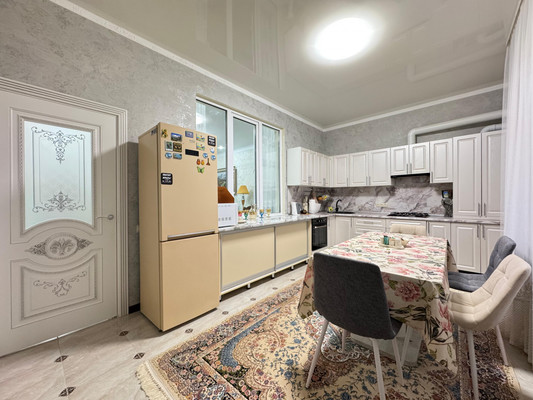 Продам трехкомнатную (3-комн.) квартиру, Туриста ул, 80, Нальчик г