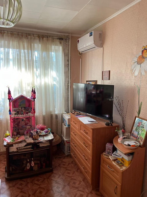 Продам однокомнатную (1-комн.) квартиру, Космонавтов пр-кт, 8, Ростов-на-Дону г