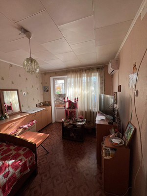 Продам однокомнатную (1-комн.) квартиру, Космонавтов пр-кт, 8, Ростов-на-Дону г
