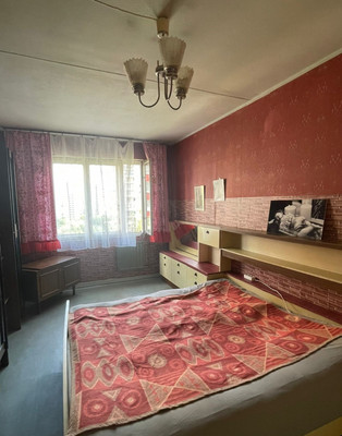 Продам трехкомнатную (3-комн.) квартиру, Кораблестроителей ул, 40к2, Санкт-Петербург г