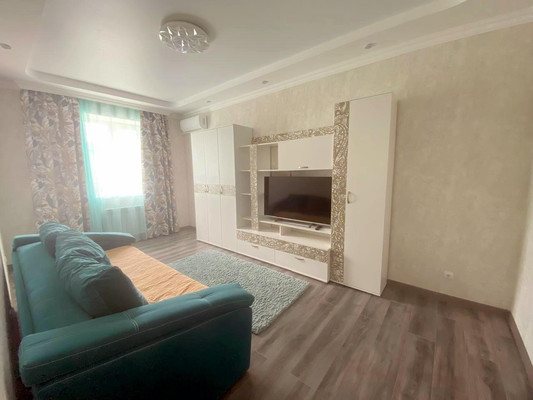 Продам двухкомнатную (2-комн.) квартиру, Солнечная ул, 38к2, Анапа г