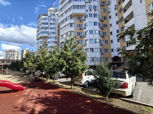 Продам двухкомнатную (2-комн.) квартиру, Промышленная ул, 2, Анапа г