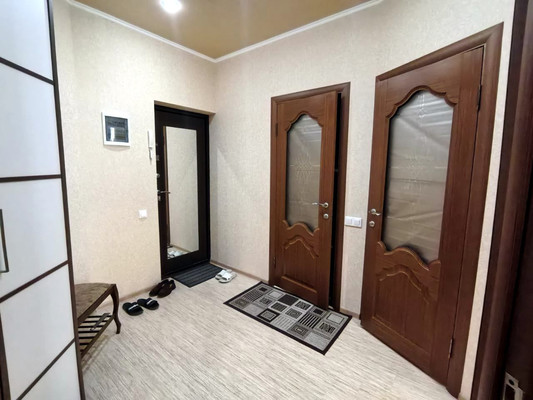 Продам двухкомнатную (2-комн.) квартиру, Промышленная ул, 2, Анапа г