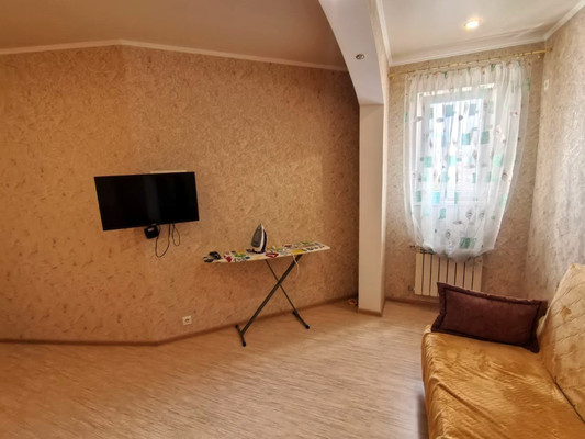 Продам двухкомнатную (2-комн.) квартиру, Промышленная ул, 2, Анапа г