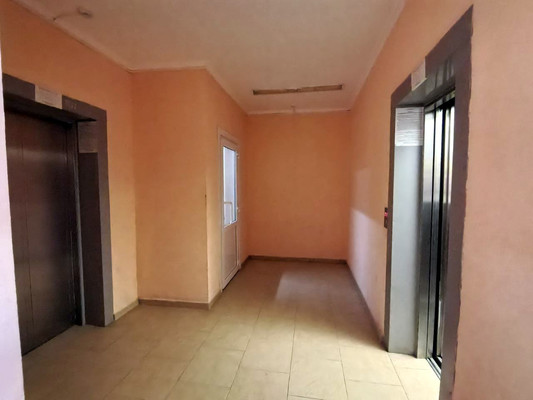 Продам двухкомнатную (2-комн.) квартиру, Промышленная ул, 2, Анапа г