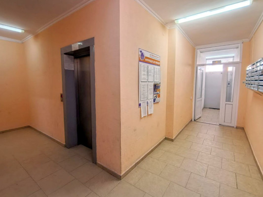 Продам двухкомнатную (2-комн.) квартиру, Промышленная ул, 2, Анапа г