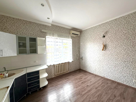 Продам дом, Комсомольская ул, 127а, Хадыженск г, 0 км от города