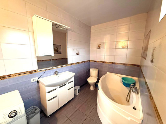 Продам дом, Комсомольская ул, 127а, Хадыженск г, 0 км от города