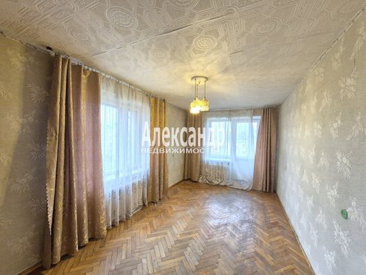 Продам двухкомнатную (2-комн.) квартиру, Невская ул, 4, Отрадное г