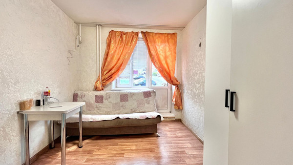 Продам однокомнатную (1-комн.) квартиру, Лермонтова ул, 4, Воткинск г