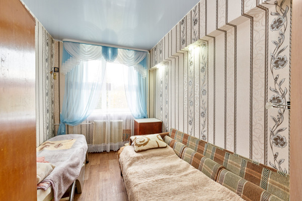 Продам двухкомнатную (2-комн.) квартиру, Колыбалова ул, 20, Пермь г