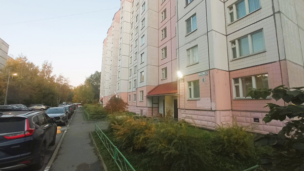 Продам однокомнатную (1-комн.) квартиру, Подвойского ул, 26к2, Санкт-Петербург г