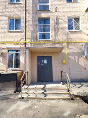 Продам трехкомнатную (3-комн.) квартиру, Оганова ул, 10, Ростов-на-Дону г