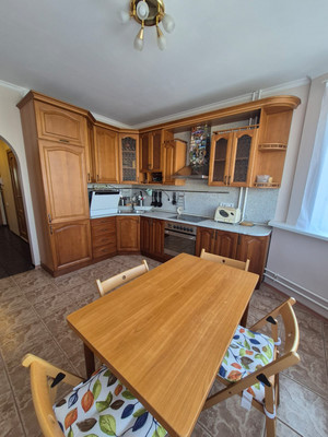 Сдам трехкомнатную (3-комн.) квартиру, Жемчуговой аллея, 5к5, Москва г