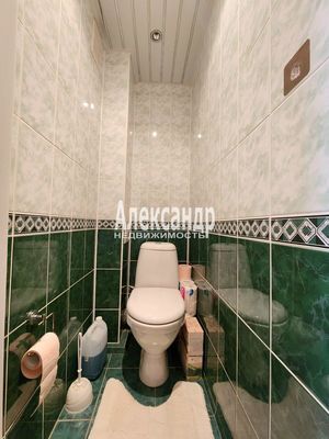 Продам двухкомнатную (2-комн.) квартиру, Декабристов Бестужевых ул, 7, Кириши г