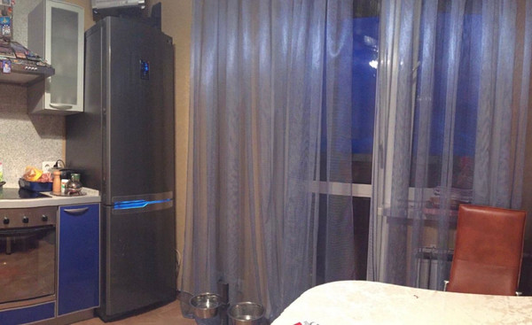 Продам многокомнатную квартиру, Маршала Захарова ул, 6к3, Москва г