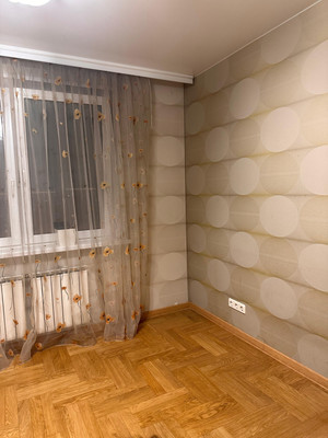 Продам многокомнатную квартиру, Маршала Захарова ул, 6к3, Москва г