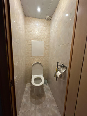 Продам многокомнатную квартиру, Маршала Захарова ул, 6к3, Москва г