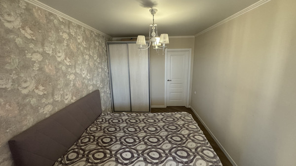 Продам трехкомнатную (3-комн.) квартиру, Таганрогская ул, 118, Ростов-на-Дону г