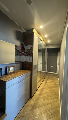 Продам трехкомнатную (3-комн.) квартиру, Таганрогская ул, 118, Ростов-на-Дону г